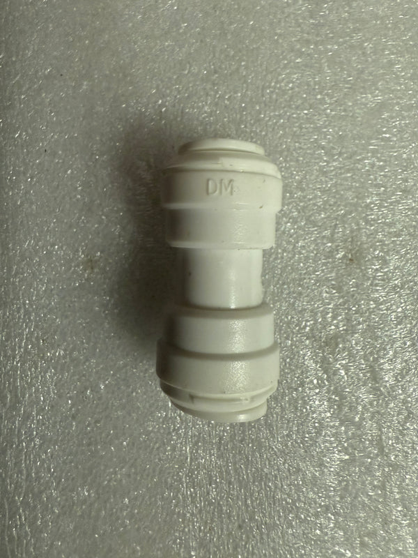 Push-to-connect union connector