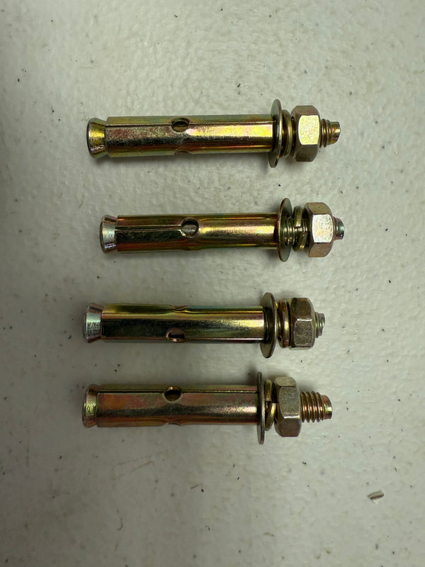 Expansion bolt