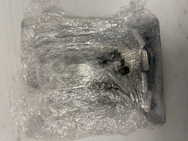 Metal piece set