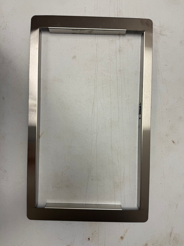 Stainless steel sink looking boarder