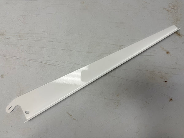 Long white trailer piece