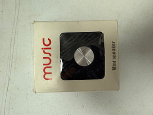 Small speaker